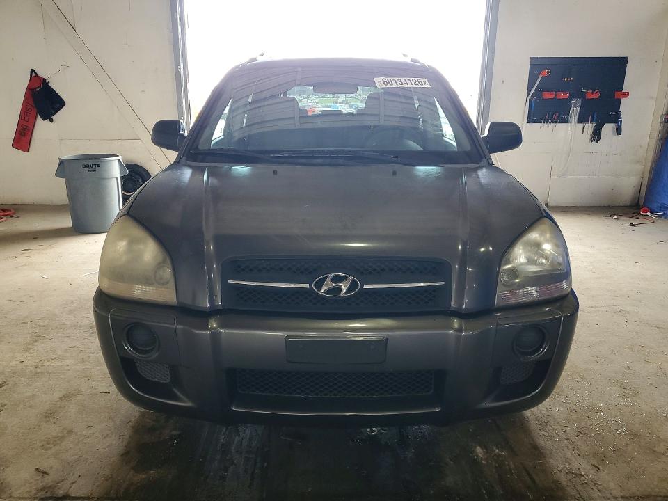 2008 Hyundai Tucson VIN KM8JM12BX8U712609 COPART salvage auction — MINOR DENT/SCRATCHES, Ky - Certificate Of Title, sold $675 on 2026-07-27 (photo 5)