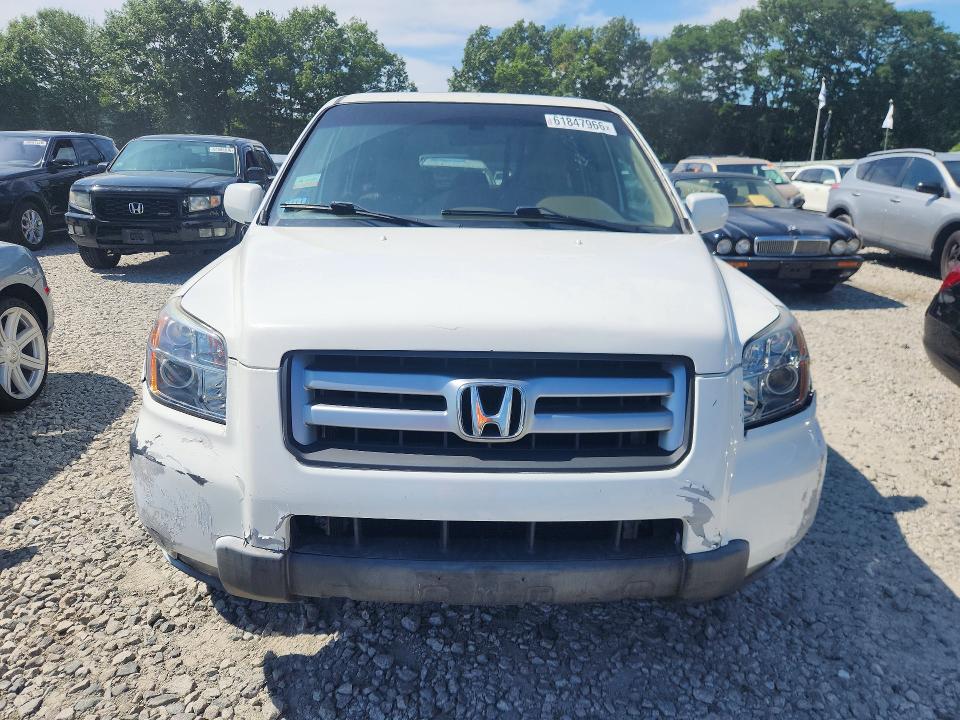 2008 Honda Pilot VIN 5FNYF18528B051682 COPART salvage auction — REAR END, MA - CERT OF TITLE-RECONSTRCTD COLL, sold $375 on 2026-07-24 (photo 5)