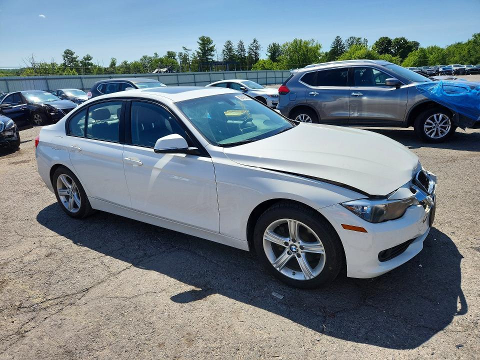 2014 BMW 3er VIN WBA3B5G58ENS09760 COPART salvage auction — FRONT END, PA - CERTIFICATE OF SALVAGE, sold $2,100 on 2026-07-31 (photo 4)