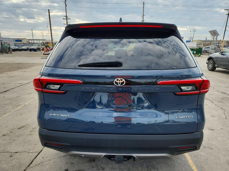 2024 Toyota Highlander VIN 5TDACAB50RS017238 COPART salvage auction — STRIPPED, Ky - Dis/Dlr/Exp Only Clean Title, sold $23,500 on 2026-07-27 (photo 6)