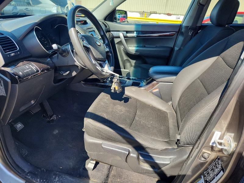 2015 Kia Sorento VIN 5XYKTCA67FG560315 COPART salvage auction — NORMAL WEAR, Ct - Certificate Of Title, sold $1,175 on 2026-08-02 (photo 7)