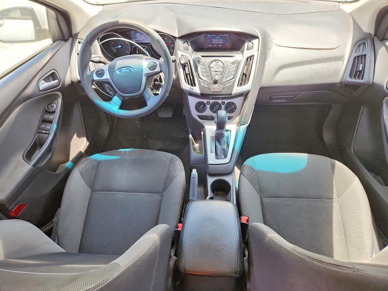 2014 Ford Focus VIN 1FADP3K21EL123685 COPART salvage auction — MINOR DENT/SCRATCHES, Ca - Dis/Dlr/Exp Only Clean Title, sold $300 on 2026-07-22 (photo 8)