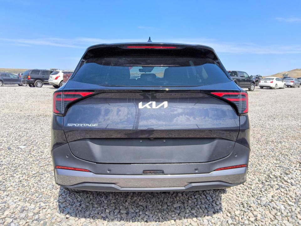 2026 Kia Sportage VIN 5XYK23DF1TG386476 COPART salvage auction — FRONT END, Ca - Certificate Of Title, sold $9,300 on 2026-07-27 (photo 6)