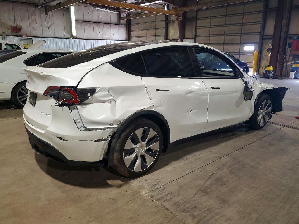 2023 Tesla Model y VIN 7SAYGDEE1PA066305 COPART salvage auction — REAR END, IA - CERT OF TITLE-SALVAGE TITLE, sold $200 on 2026-07-29 (photo 3)