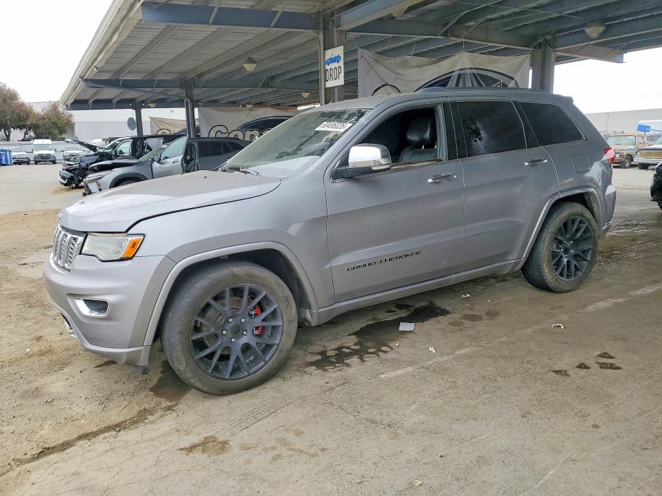 2017 Jeep Grand cherokee VIN 1C4RJECG0HC740202 COPART salvage auction — MINOR DENT/SCRATCHES, Mt - Dis/Dlr/Exp Only Clean Title, sold $5,000 on 2026-08-07 (photo 1)