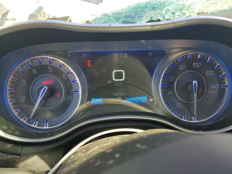 2016 Chrysler 300 VIN 2C3CCAAG8GH211818 COPART salvage auction — ROLLOVER, Ca - Salvage Certificate, sold $450 on 2026-08-28 (photo 9)