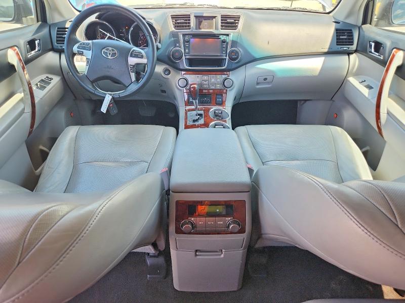 2013 Toyota Highlander VIN 5TDYK3EH5DS126290 COPART salvage auction — REAR END, Fl - Cert Of Title Slvg Rebuildable, sold $6,500 on 2026-07-14 (photo 8)
