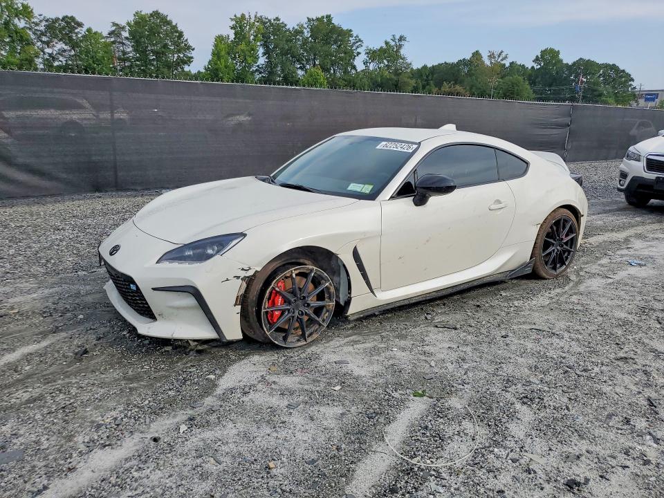 2025 Toyota Gr 86 VIN JF1ZNBE18S9752815 — COPART salvage auction photo