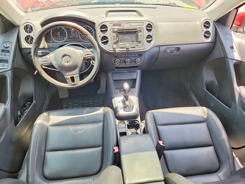 2013 Volkswagen Tiguan VIN WVGAV3AX9DW085924 COPART salvage auction — WATER/FLOOD, IL - SALVAGE CERT-FLOOD, sold $200 on 2026-08-03 (photo 8)