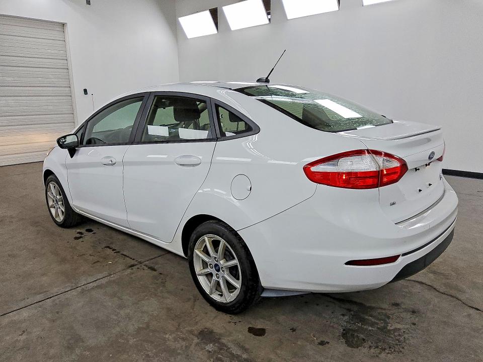 2019 Ford Fiesta VIN 3FADP4BJ4KM149902 COPART salvage auction — MINOR DENT/SCRATCHES, Il - Certificate Of Title, sold $1,750 on 2026-09-03 (photo 2)