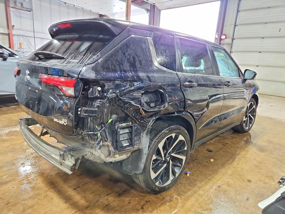 2024 Mitsubishi Outlander VIN JA4T5VA92RZ057943 COPART salvage auction — REAR END, AZ - CERT OF TITLE - SALVAGE, sold $11,900 on 2026-07-20 (photo 3)