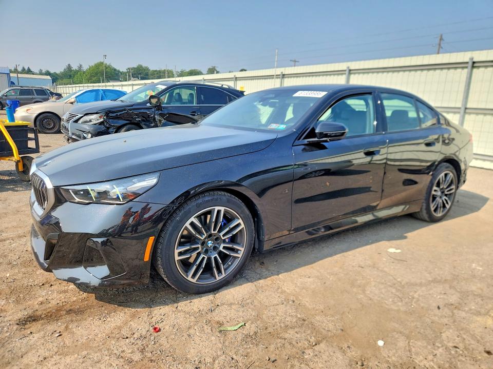 2025 BMW 5er VIN WBA53FJ01SCT27195 COPART salvage auction — REAR END, Pa - Certificate Of Salvage, sold $34,500 on 2026-08-11 (photo 1)