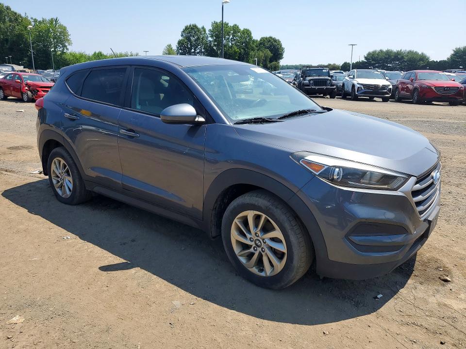 2018 Hyundai Tucson VIN KM8J2CA40JU635324 COPART salvage auction — MINOR DENT/SCRATCHES, Salvage Title, sold $4,400 on 2026-07-24 (photo 4)