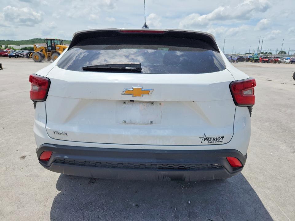 2024 Chevrolet Trax VIN KL77LFE28RC070342 COPART salvage auction — HAIL, Ok - Cert Of Title-Salvage, sold $5,200 on 2026-07-15 (photo 6)