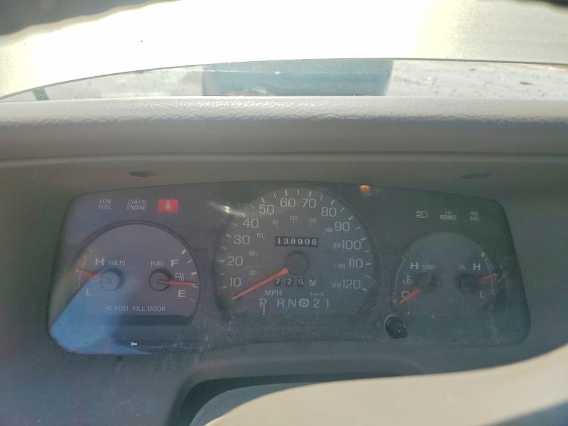 2000 Mercury Grand marquis VIN 2MEFM75W7YX692810 COPART salvage auction — FRONT END, Mo - Salvage Certificate Of Title, sold $425 on 2026-07-31 (photo 9)