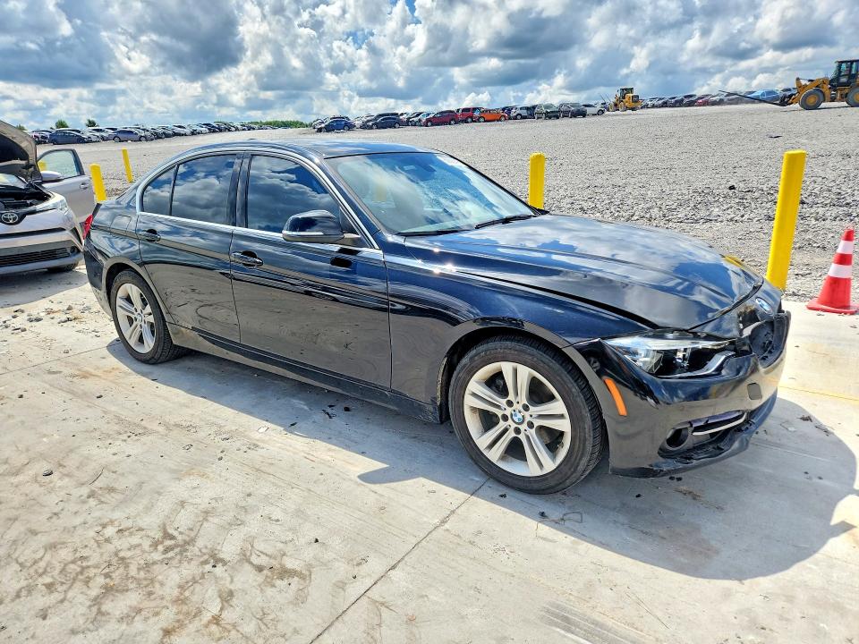 2017 BMW 3er VIN WBA8B9C34HK885159 COPART salvage auction — FRONT END, KY - CERT OF TITLE-SALVAGE, sold $5,800 on 2026-08-20 (photo 4)