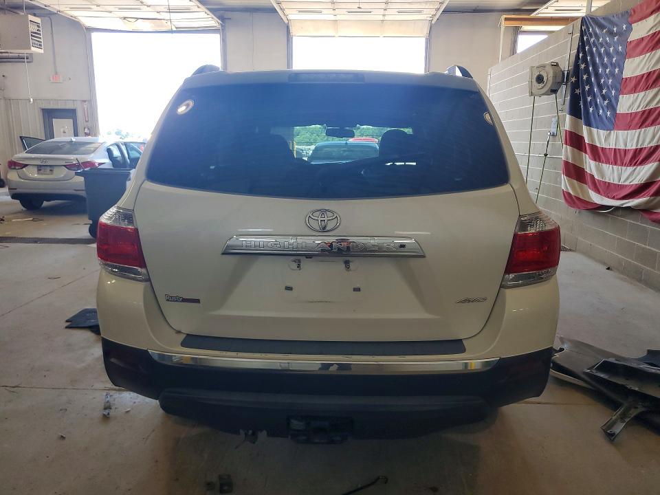 2013 Toyota Highlander VIN 5TDBK3EH5DS229988 COPART salvage auction — FRONT END, Mo - Salvage Certificate Of Title, sold $70 on 2026-07-28 (photo 6)