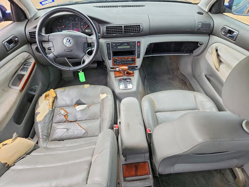 2001 Volkswagen Passat VIN WVWBH63B81P028526 COPART salvage auction — MECHANICAL, TX - CERTIFICATE OF TITLE, sold $175 on 2026-07-27 (photo 8)