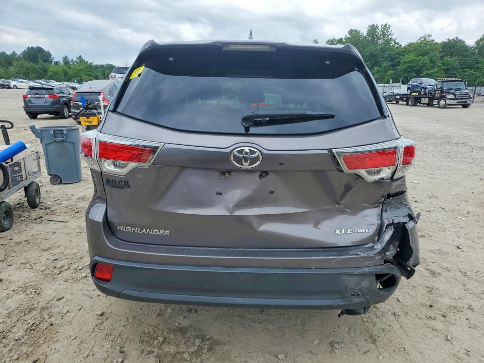 2016 Toyota Highlander VIN 5TDJKRFH3GS326186 COPART salvage auction — REAR END, MA - CERT OF TITLE-RECONSTRCTD COLL, sold $7,400 on 2026-07-16 (photo 6)
