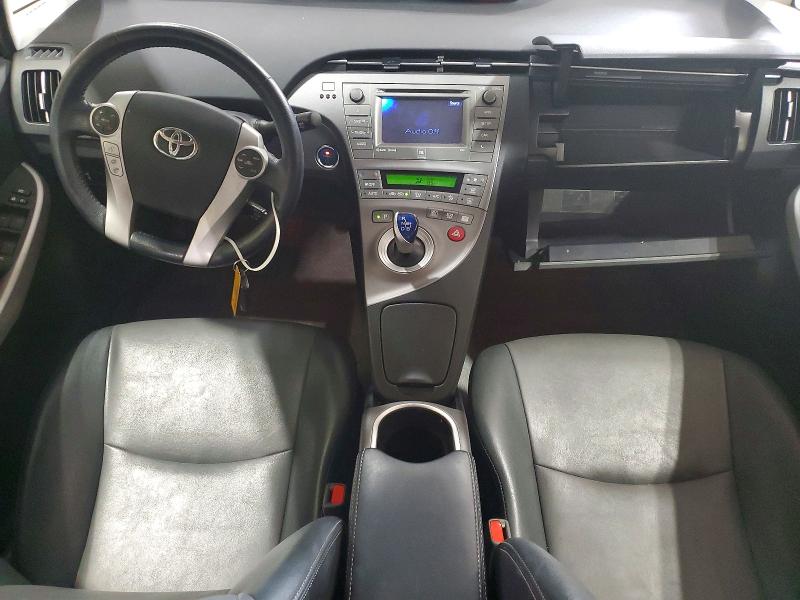 2014 Toyota Prius VIN JTDKN3DU0E1817446 COPART salvage auction — NORMAL WEAR, NY - CERTIFICATE OF TITLE, sold $2,100 on 2026-07-20 (photo 8)