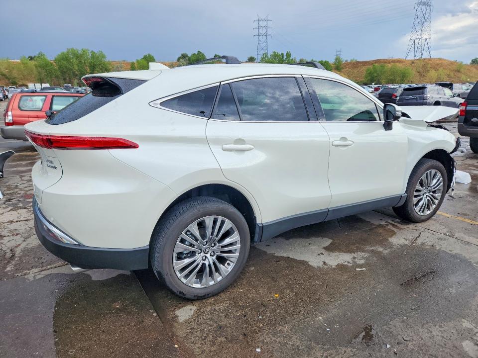 2022 Toyota Venza VIN JTEAAAAH6NJ109734 COPART salvage auction — FRONT END, Salvage Title, sold $11,900 on 2026-08-24 (photo 3)
