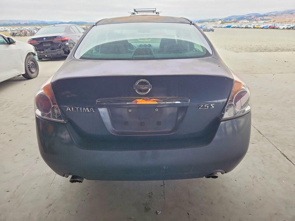 2009 Nissan Altima VIN 1N4AL21E09N531853 COPART salvage auction — MINOR DENT/SCRATCHES, CA - DIS/DLR/EXP ONLY CLEAN TITLE, sold $450 on 2026-07-09 (photo 6)