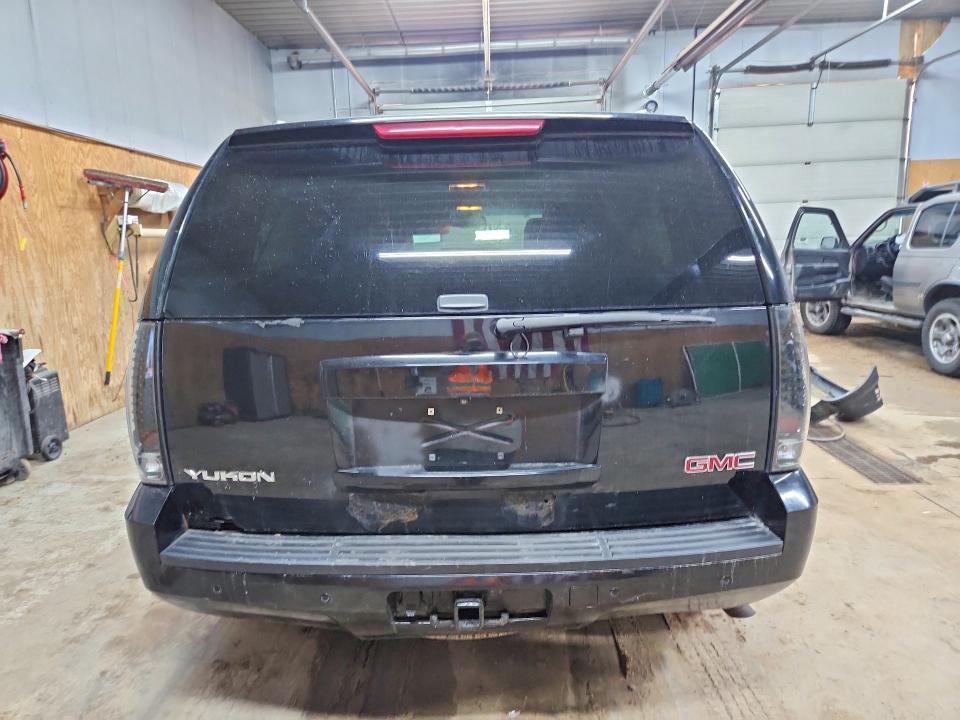2014 Gmc Yukon VIN 1GKS2AE02ER113084 COPART salvage auction — NORMAL WEAR, Mi - Dealer Only Clean Title (P), sold $550 on 2026-07-08 (photo 6)