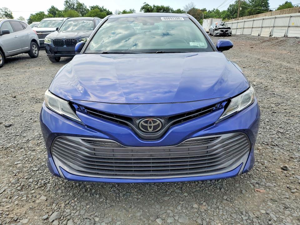 2018 Toyota Camry VIN 4T1B11HKXJU643494 COPART salvage auction — MINOR DENT/SCRATCHES, Ny - Certificate Of Title (P), sold $2,100 on 2026-07-28 (photo 5)