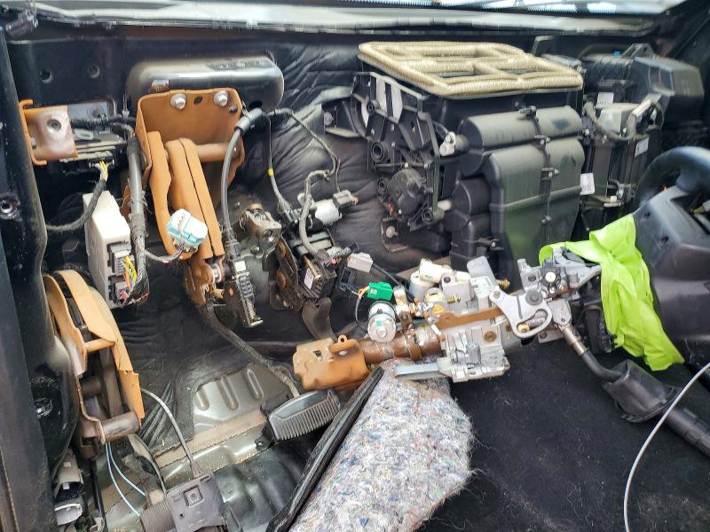 2020 Ford F-350 super duty VIN 1FT8W3BT2LED90875 COPART salvage auction — Burn Interior, Az - Cert Of Title - Salvage, sold $10,400 on 2026-07-24 (photo 9)
