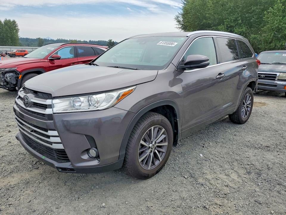 2018 Toyota Highlander VIN 5TDJZRFH8JS552971 COPART salvage auction — REAR END, WA - BILL OF SALE, sold $9,300 on 2026-07-27 (photo 1)