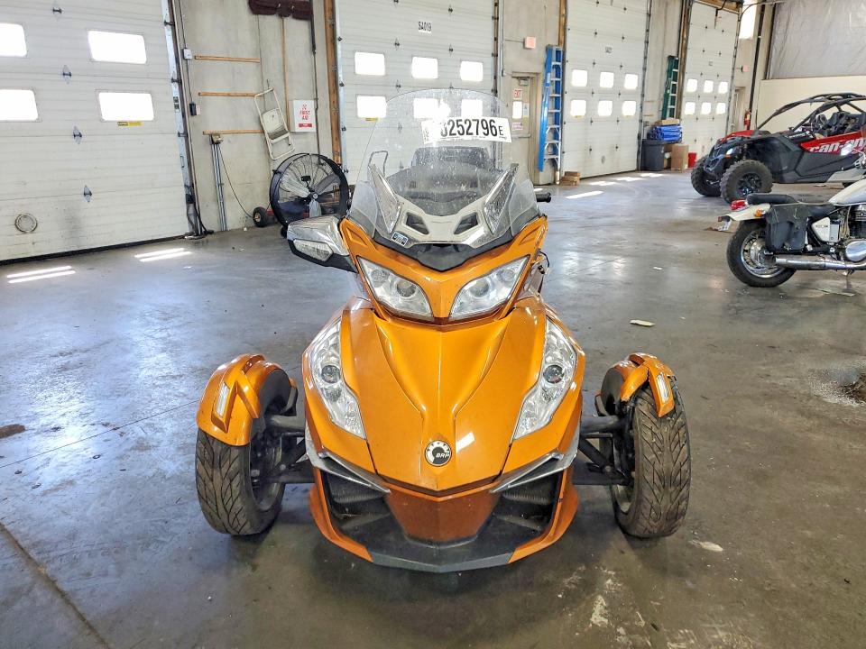 2014 Can-am/ brp Spyder VIN 2BXNBDD15EV001448 COPART salvage auction — FRONT END, Mn - Cert Of Title-Salvage, sold $3,550 on 2026-08-20 (photo 2)