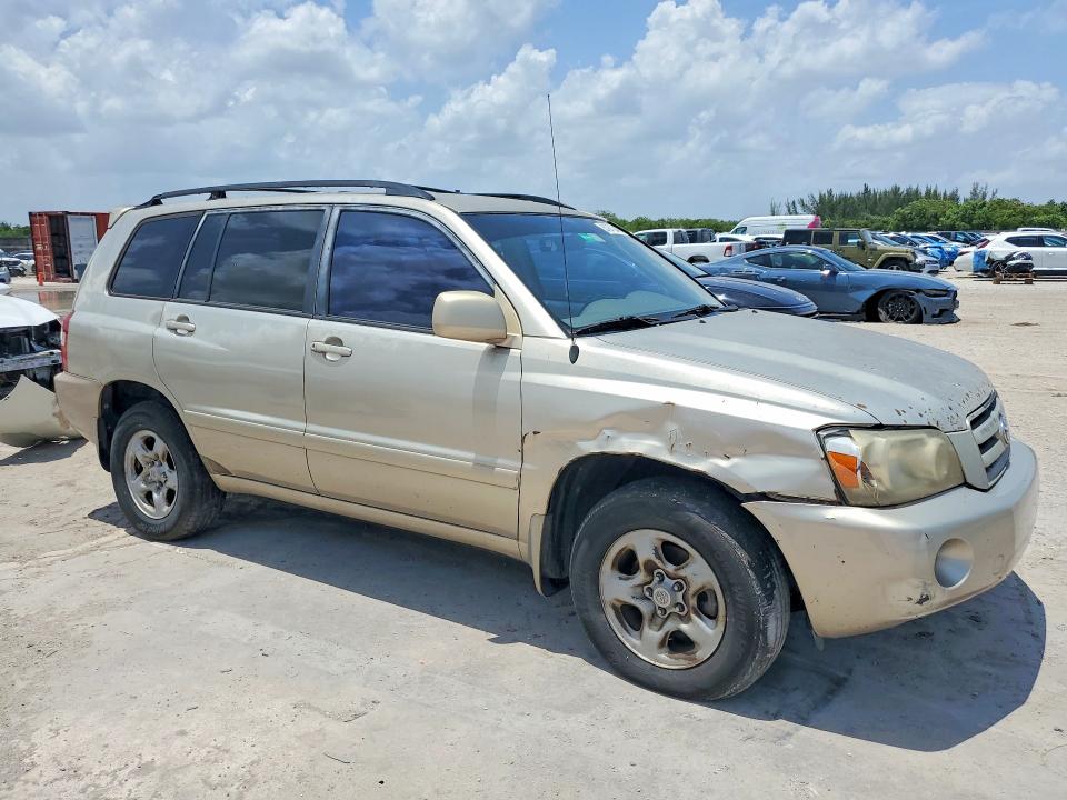 2007 Toyota Highlander VIN JTEGD21A570166901 COPART salvage auction — WATER/FLOOD, Fl - Certificate Of Title, sold $20 on 2026-07-29 (photo 4)