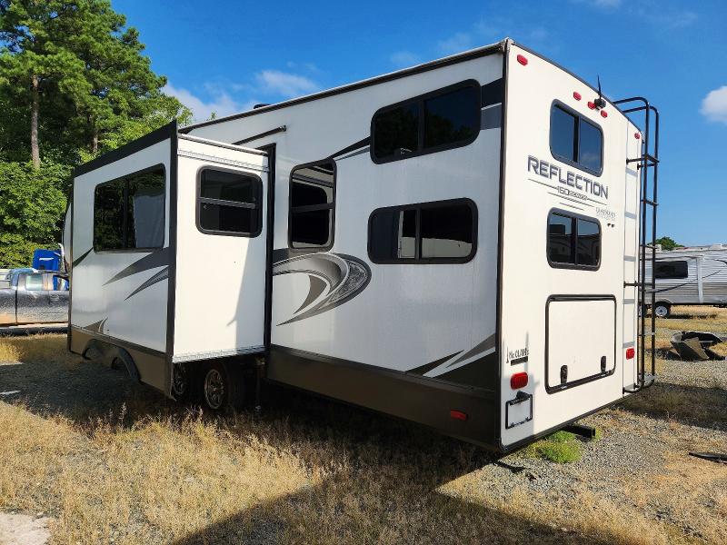 2022 Grand design Reflection VIN 573FR3328N3339828 COPART salvage auction — WATER/FLOOD, TX - SALVAGE TITLE-FLOOD DAMAGE, sold $11,100 on 2026-10-01 (photo 3)