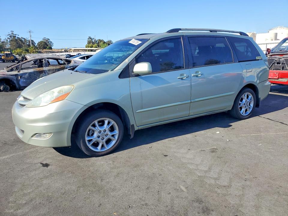 2006 Toyota Sienna VIN 5TDZA22C66S509507 COPART salvage auction — SIDE, CA - SALVAGE CERTIFICATE, sold $1,000 on 2026-07-27 (photo 1)