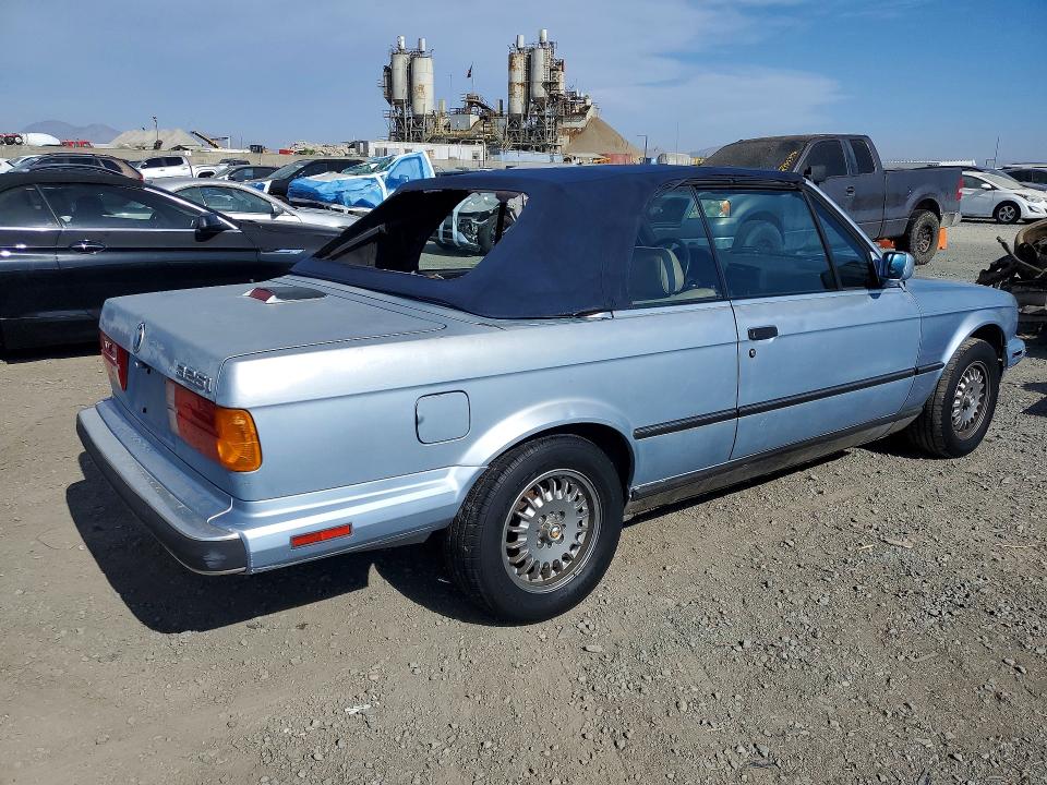 1991 BMW 3er VIN WBABB2317MEC24751 COPART salvage auction — MINOR DENT/SCRATCHES, Ca - Dis/Dlr/Exp Only Clean Title (P), sold $1,950 on 2026-07-17 (photo 3)