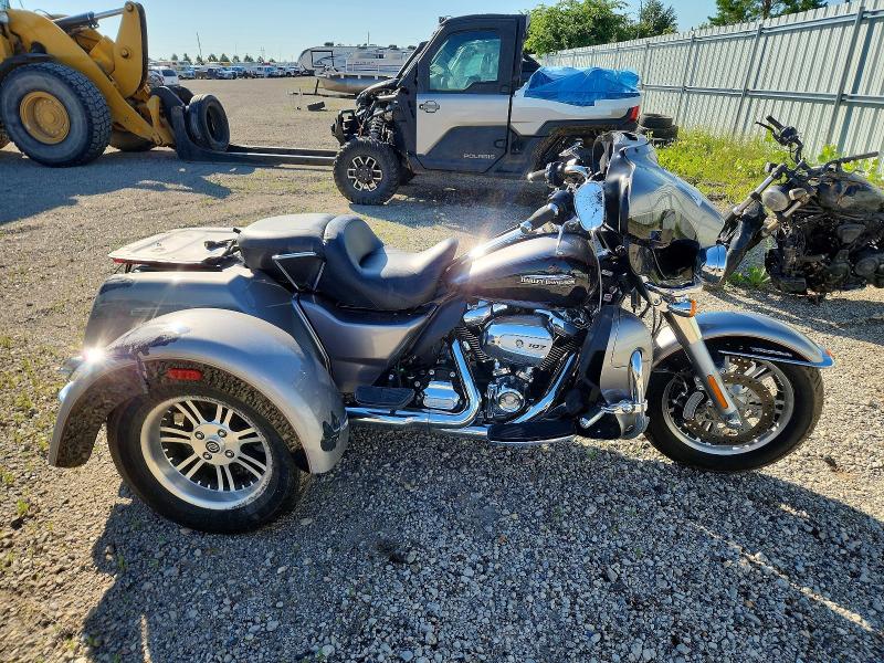 2017 Harley-davidson Flhtcutg VIN 1HD1MAD14HB856286 — COPART salvage auction photo