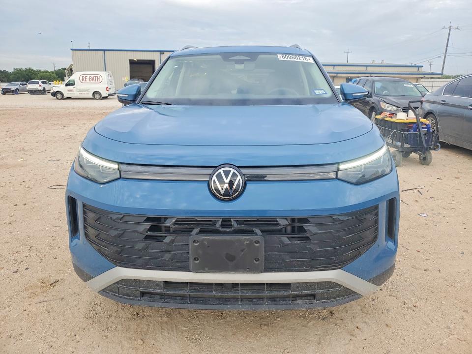 2025 Volkswagen Tiguan VIN 3VVNR7RM4SM073240 COPART salvage auction — REAR END, Tx - Salvage Vehicle Title, sold $11,200 on 2026-08-20 (photo 5)