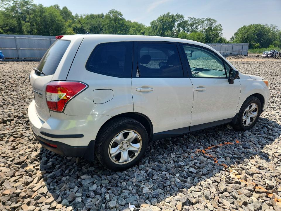 2015 Subaru Forester VIN JF2SJAAC6FH477824 COPART salvage auction — MINOR DENT/SCRATCHES, NJ - CERTIFICATE OF TITLE, sold $350 on 2026-07-28 (photo 3)