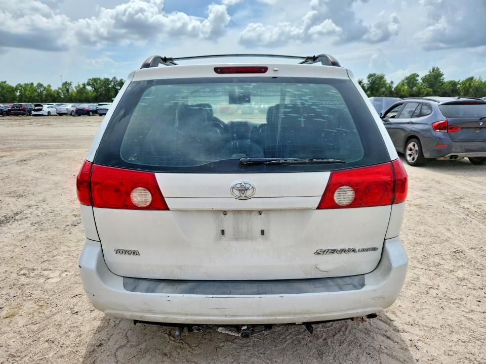 2006 Toyota Sienna VIN 5TDZA22C86S490944 COPART salvage auction — MINOR DENT/SCRATCHES, TX - CERT OF TITLE-REBUILT SALVAGE, sold $1,800 on 2026-07-17 (photo 6)