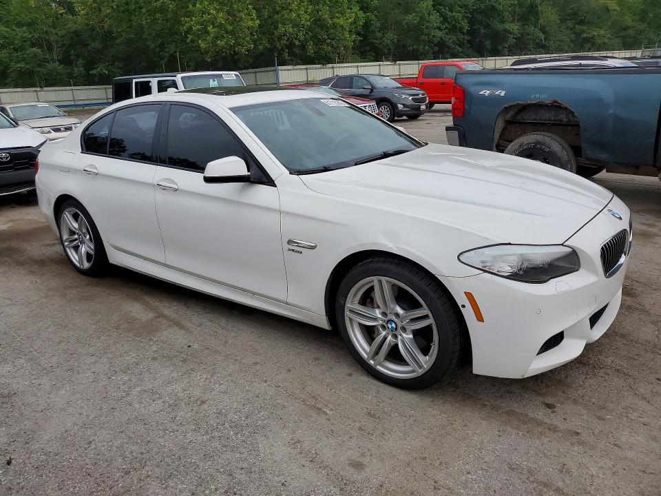 2011 BMW 5er VIN WBAFU7C58BDU55959 COPART salvage auction — ROOF, Pa - Certificate Of Salvage, sold $200 on 2026-07-30 (photo 4)