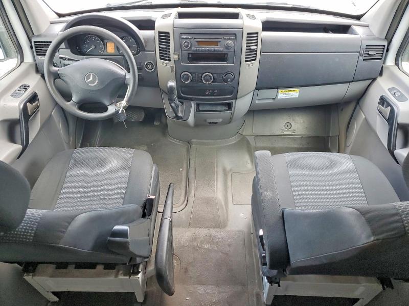 2012 Mercedes-benz Sprinter VIN WD3PE7CC7C5653151 COPART salvage auction — NORMAL WEAR, Fl - Certificate Of Title, sold $250 on 2026-07-28 (photo 8)