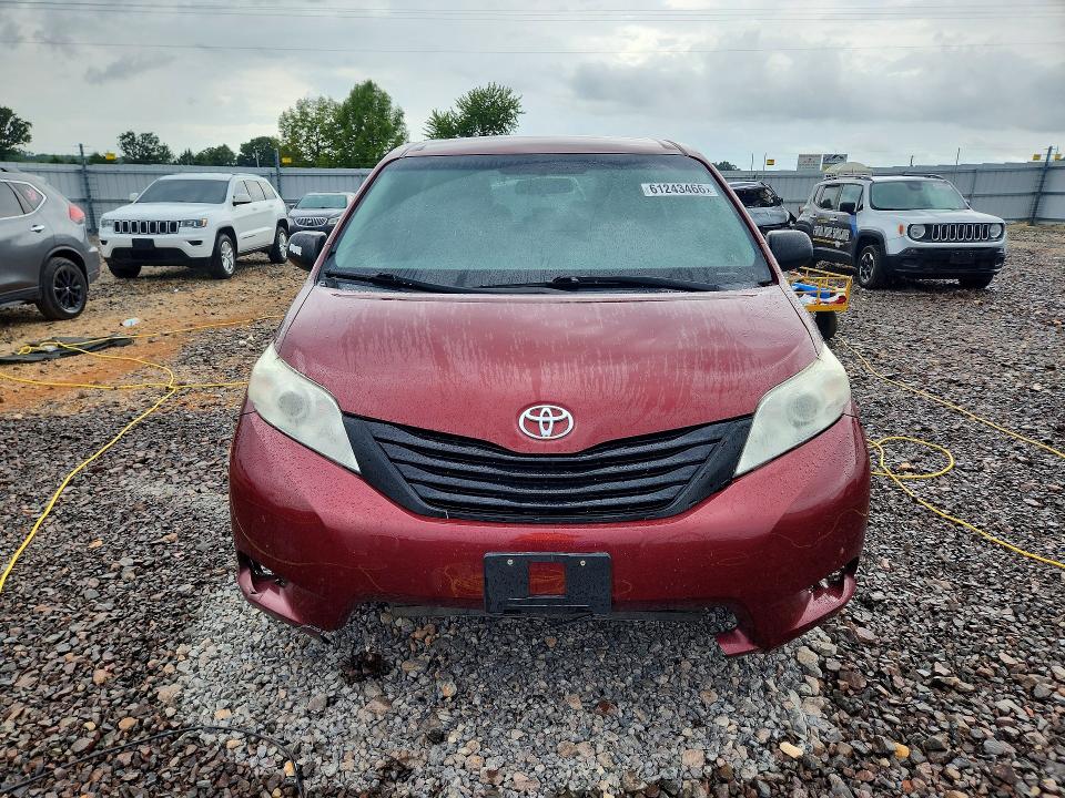 2017 Toyota Sienna VIN 5TDZZ3DC0HS867121 COPART salvage auction — FRONT END, Ar - Certificate Of Title (P), sold $4,500 on 2026-07-29 (photo 5)