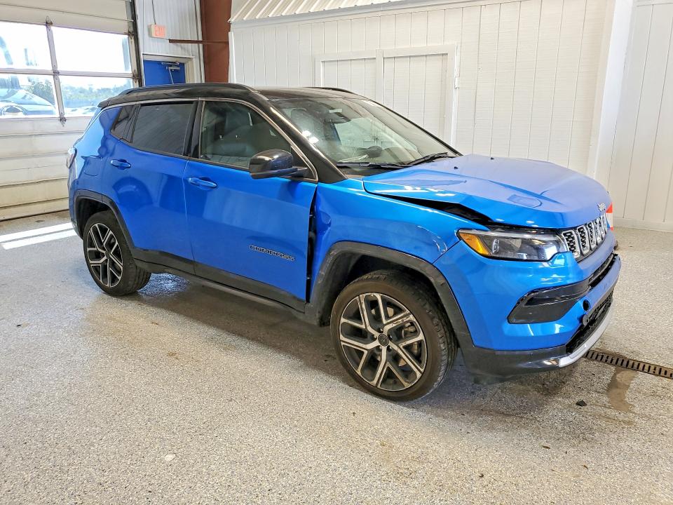 2025 Jeep Compass VIN 3C4NJDCNXST614240 COPART salvage auction — FRONT END, Mi - Certificate Of Title, sold $8,600 on 2026-07-27 (photo 4)
