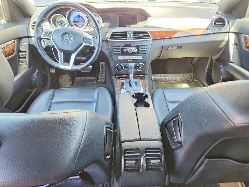 2013 Mercedes-benz C-klasse VIN WDDGF4HB0DA768464 COPART salvage auction — MINOR DENT/SCRATCHES, Ca - Dis/Dlr/Exp App For Dup Clean, sold $2,000 on 2026-08-12 (photo 8)