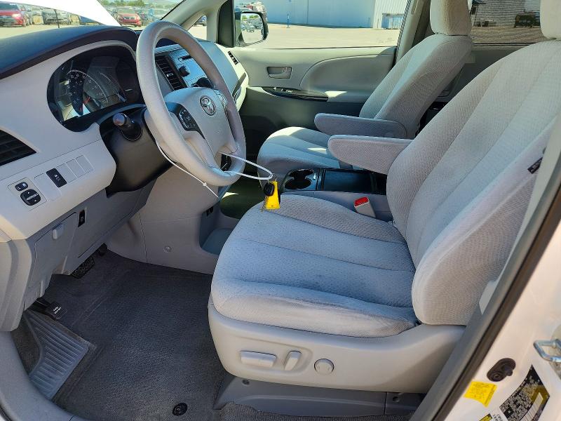 2013 Toyota Sienna VIN 5TDJK3DC3DS050866 COPART salvage auction — REAR END, CA - SALVAGE CERTIFICATE, sold $1,550 on 2026-07-27 (photo 7)