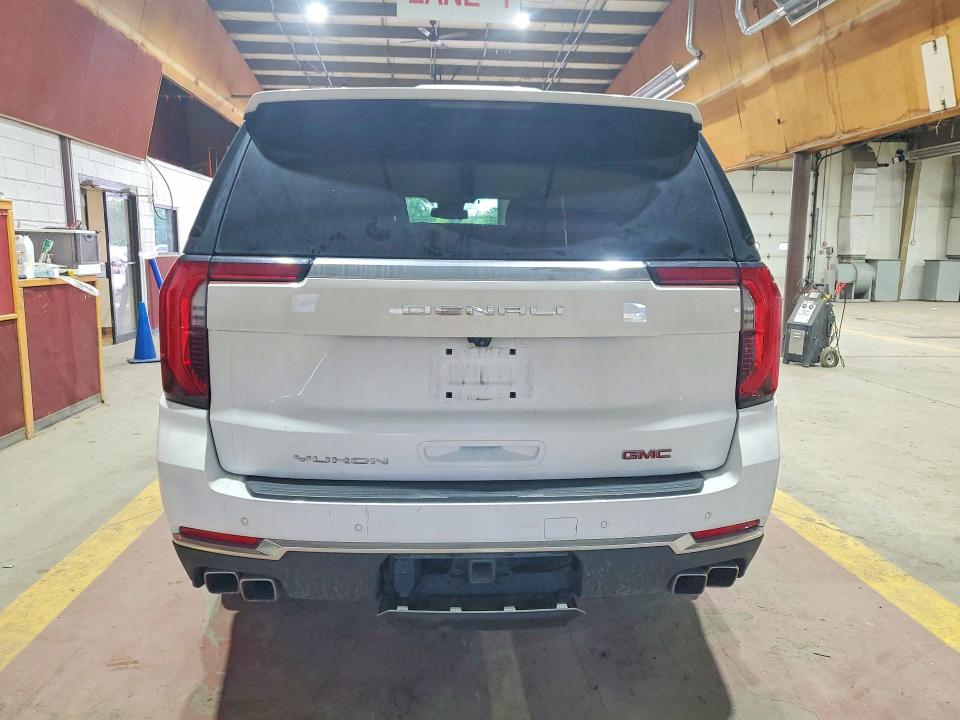 2025 Gmc Yukon VIN 1GKS2DRL7SR271258 COPART salvage auction — FRONT END, FL - CERTIFICATE OF TITLE, sold $10,500 on 2026-07-29 (photo 6)