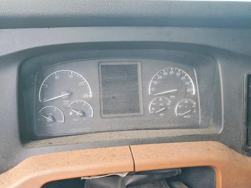 2019 Freightliner All other VIN 1FUJHHDR8KLKN0228 COPART salvage auction — MINOR DENT/SCRATCHES, CT, sold $10,100 on 2026-08-18 (photo 9)
