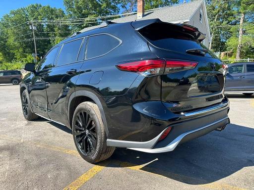 2023 Toyota Highlander VIN 5TDKDRAH3PS507181 COPART salvage auction — MINOR DENT/SCRATCHES, Pa - Cert Of Title, sold $27,500 on 2026-09-15 (photo 2)