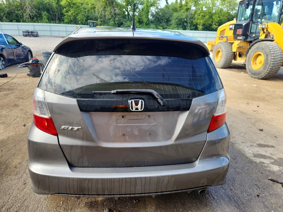 2013 Honda Fit VIN JHMGE8H59DC076284 COPART salvage auction — BURN, WI - JUNKED VEHICLE BILL OF SALE, sold $525 on 2026-07-20 (photo 6)
