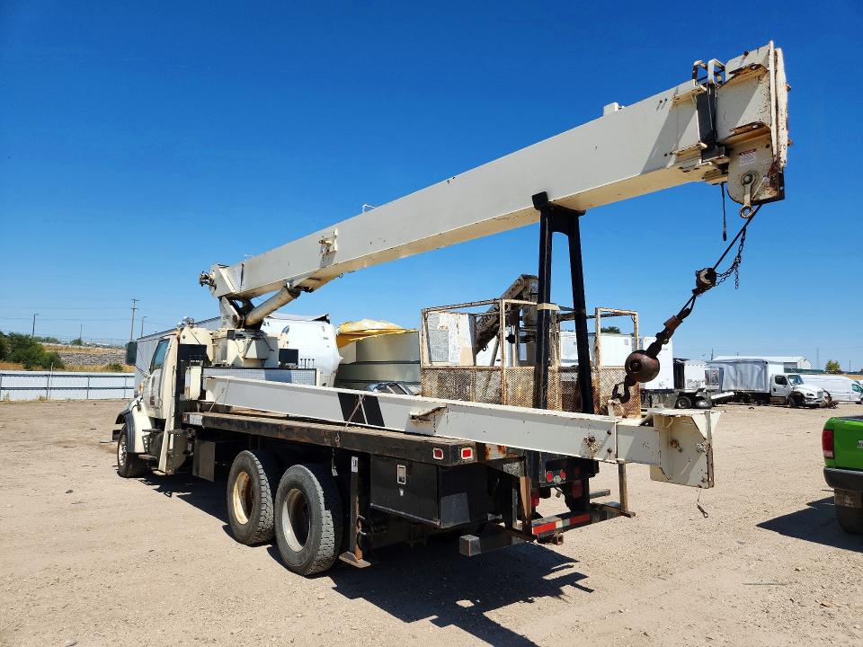 2001 Sterling truck VIN 2FZHAWAK81AJ95079 COPART salvage auction — FRONT END, ID - SALVAGE CERTIFICATE OF TITLE, sold $7,200 on 2026-09-17 (photo 2)